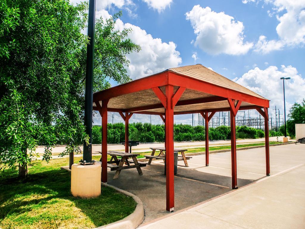 Three Rivers Inn & Suites Port Arthur Exteriör bild